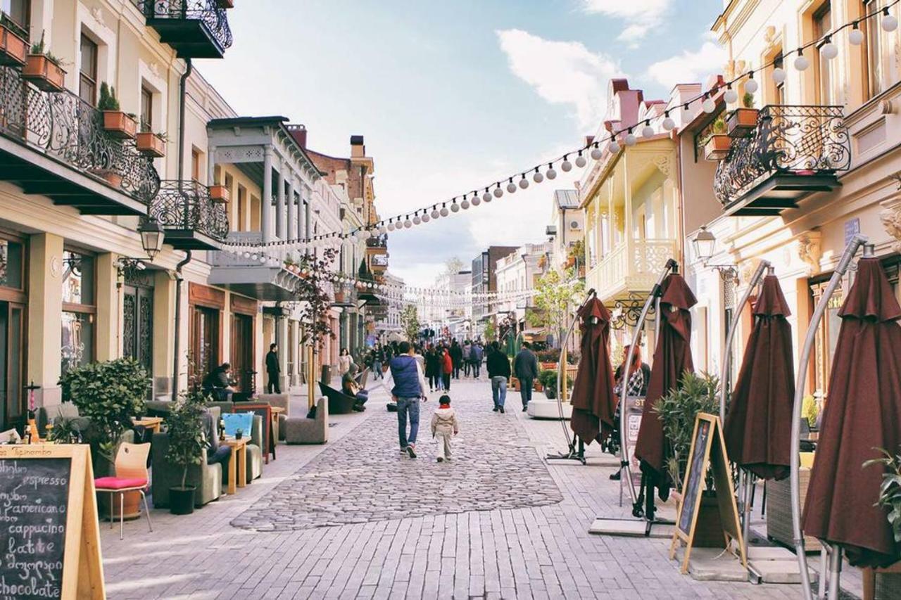 Wehost Cozy Nest Lägenhet Tbilisi Exteriör bild